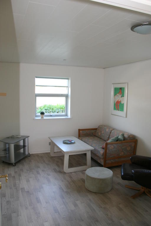 Løgstrup Hellerup Bed & Breakfast الغرفة الصورة